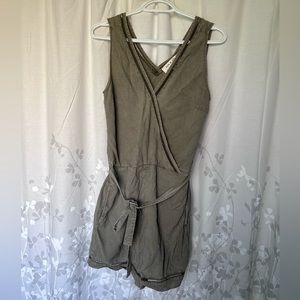 Anthropologie Cloth & Stone olive green romper